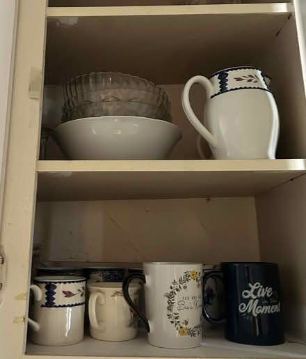 Photo of free Contents of Apartment (Erin Mills) #4