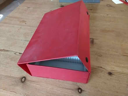 Photo of free 35mm slide storage case (Welwyn AL6) #3