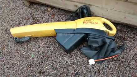 Photo of free Electric leafblower (Kirkton of Kingoldrum DD8) #1