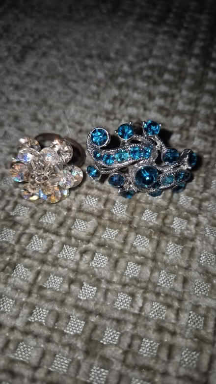Photo of free 2 finger rings (N18 1QD) #1