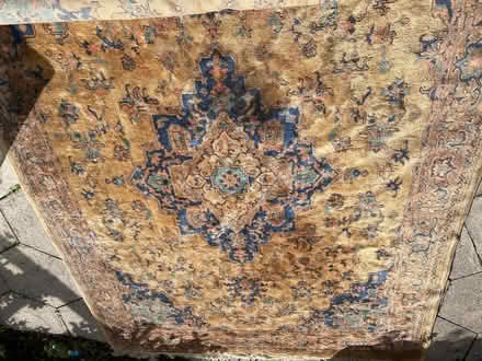 Photo of free Rug (AB14) #1