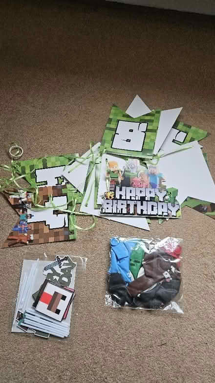 Photo of free Minecraft Birthday decorations (Surrey Heath GU15) #1