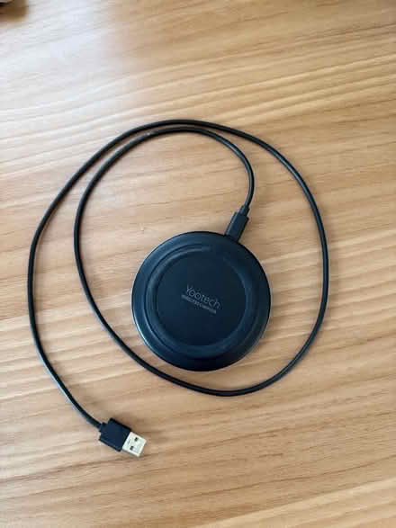 Photo of free Mobile phone magnetic charger (Wenvoe CF5) #1