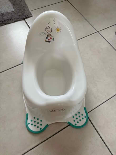 Photo of free Two kids potty’s (Wenvoe CF5) #2