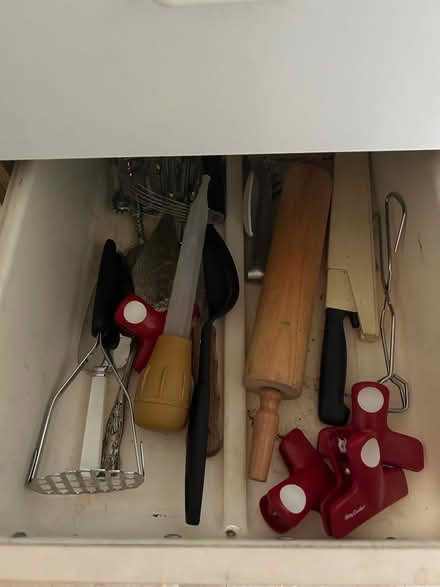 Photo of free Contents of Apartment (Erin Mills) #1