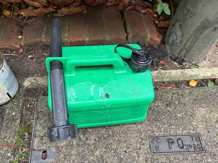 Photo of free Petrol container (Roehampton SW15) #2