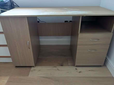 Photo of free Desk (Charlton Kings GL53) #2