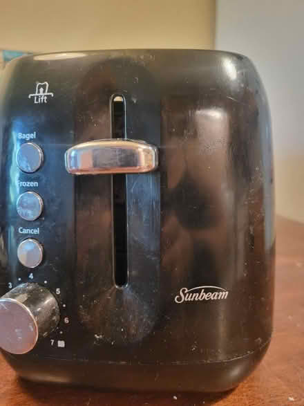 Photo of free Toaster great for bagels (Near Downtown Ypsilanti) #1