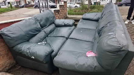 Photo of free 3+2 sofa (HA0) #1