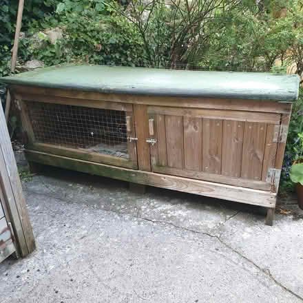 Photo of free Rabbit/ guinea pig hutch (Paulton) #2