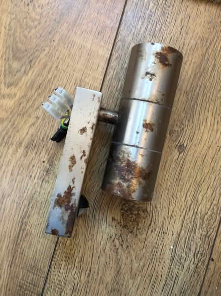 Photo of free Exterior up lighter (Langley Park DH7) #2