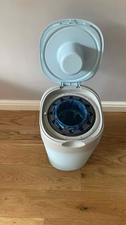 Photo of free tommee tippee nappy bin (Bedfont TW14) #2