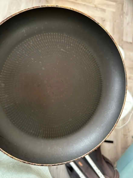 Photo of free 26cm Tefal (Hove, Lansdowne Place, BN3) #2