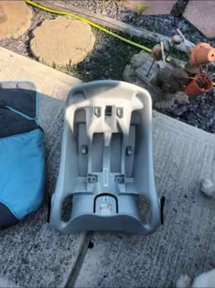 Photo of free Complete set of car seats (CT15) #3