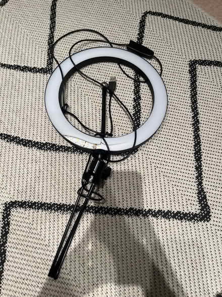 Photo of free Selfie light (Islington N1) #1