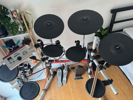 Photo of free Yamaha DTXPress IV Electric Drums (Hatfield) #4