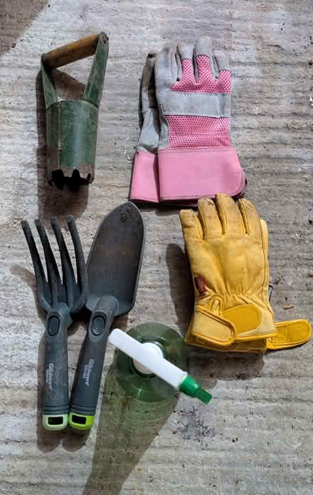Photo of free Small gardening tools and 2 pairs of small gloves. (Brockworth GL3) #2