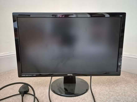 Photo of free Monitor Screen (Biddestone SN14) #1