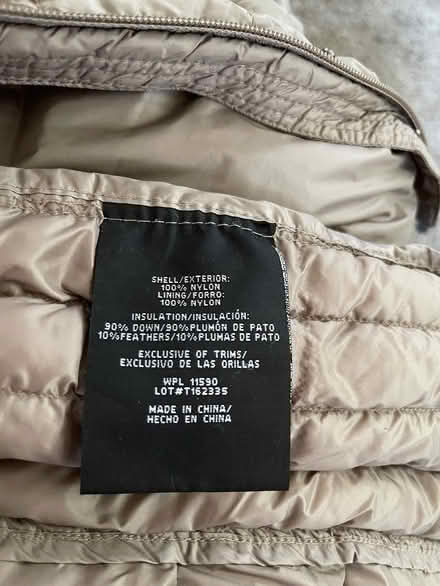 Photo of free Young woman’s down jacket (Kings Contrivance, Columbia) #3