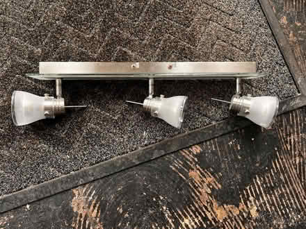 Photo of free Ceiling row spotlights with led bulbs (Spondon DE21) #2