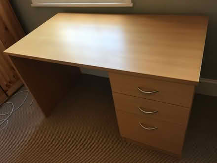 Photo of free Desk (Kennington SE11) #1