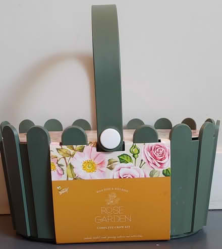 Photo of free Rose Grow Kit (94087) #1