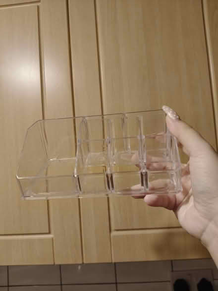 Photo of free Clear plastic organiser (SW15) #1