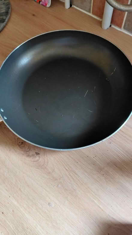 Photo of free Large pan (Sheffield 12 S12) #2