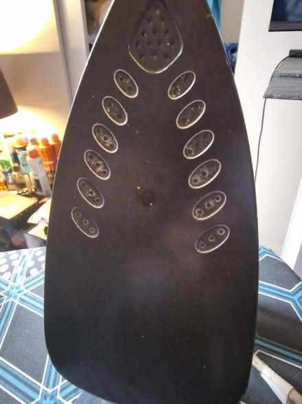 Photo of free iron (Hereford HR4) #3