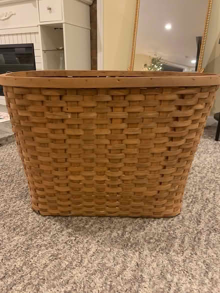 Photo of free Large wicker basket (Saugerties) #1