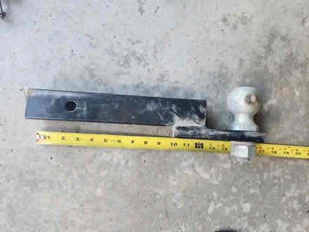 Photo of free Trailer hitch with 2" ball (north Pontiac) #1