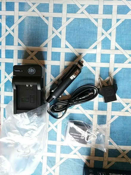 Photo of free battery for Canon NB-11LH etc (Ann Arbor near Hillside Terr.) #3