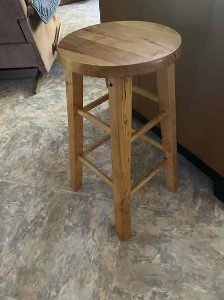 Photo of free stool (carpentersville) #3