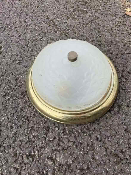 Photo of free Bathroom ceiling light (Chipping Barnet EN5) #1