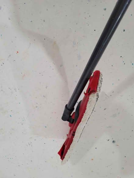 Photo of free Vileda mop (Montreal road and St Laurent) #2