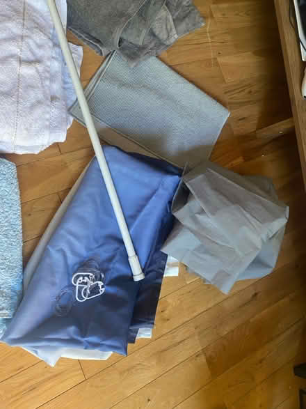 Photo of free Bathroom items various (East dulwich) #1