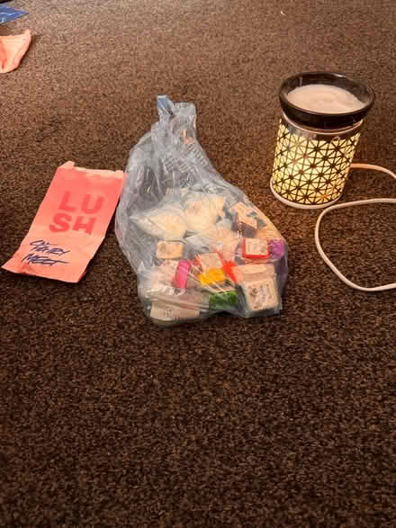 Photo of free Wax Melts (Ravenfield S65) #1