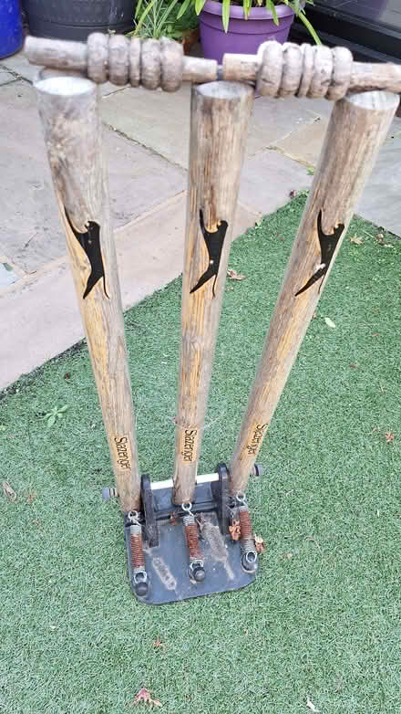 Photo of free Cricket stumps springed (Abingdon-on-Thames OX14) #2