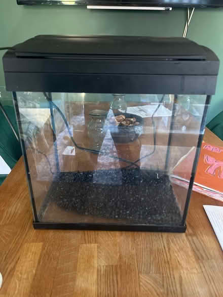 Photo of free Fishtank (RG2 Shinfield) #1