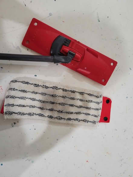 Photo of free Vileda mop (Montreal road and St Laurent) #1