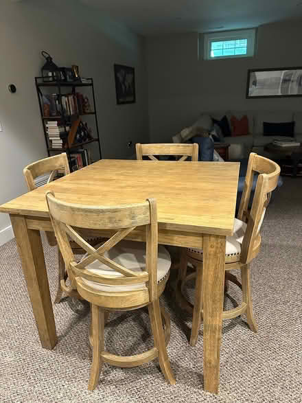 Photo of free High top table and 4 chairs (Near UConn Health Center) #1