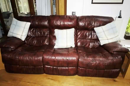 Photo of free Suite - red leather (Witherslack LA11) #3