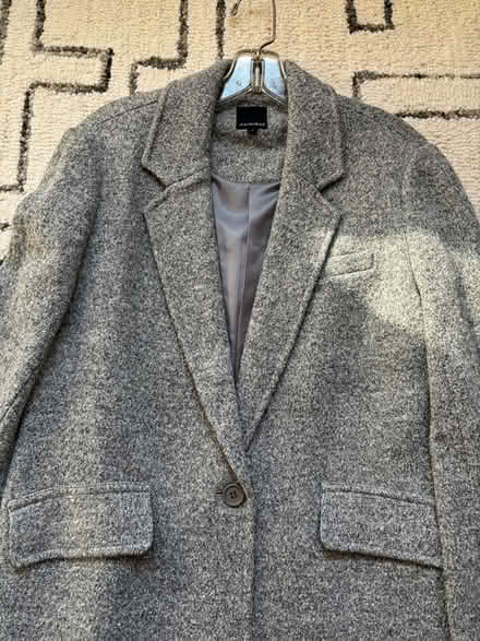 Photo of free NEW Women’s Lightweight Coat 6 (Rego Park) #2