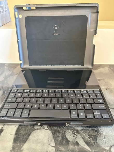 Photo of free Keyboard case for IPad (Baseline/Greenbank) #1