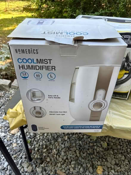 Photo of free Humidifier (Ossining) #1