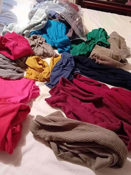 Photo of free tights, leggings and other stretch fabric for rag rug making (Leintwardine SY7) #1