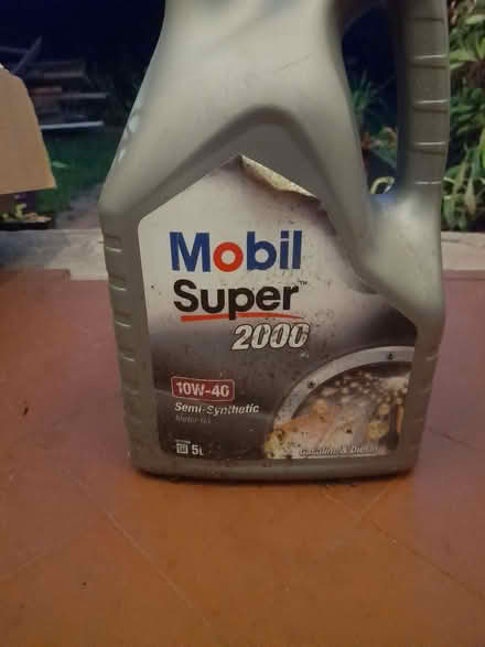 Photo of free Engine oil (Wimbledon Village SW19) #1