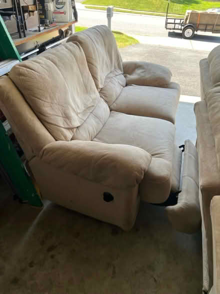 Photo of free 2 Piece Sofa Set (Eldersburg) #1
