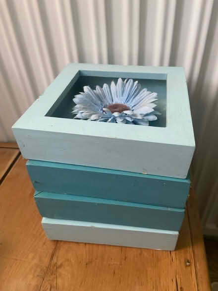 Photo of free Small Box frame x4 3D Flower (St Albans AL1) #2
