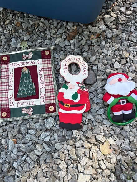 Photo of free Christmas decor (Ossining) #1